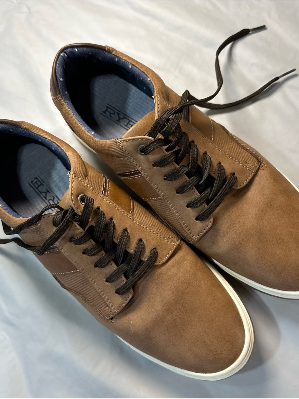 Rye Men's Brown Low-Top Sneakers with White Sole